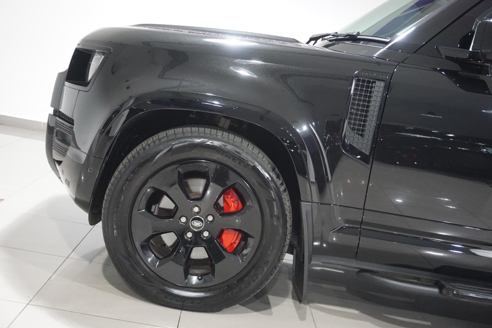 Land Rover Defender 110 2.0 P400e 15.4kWh X-Dynamic HSE Auto 4WD Euro 6 (s/s) 5dr